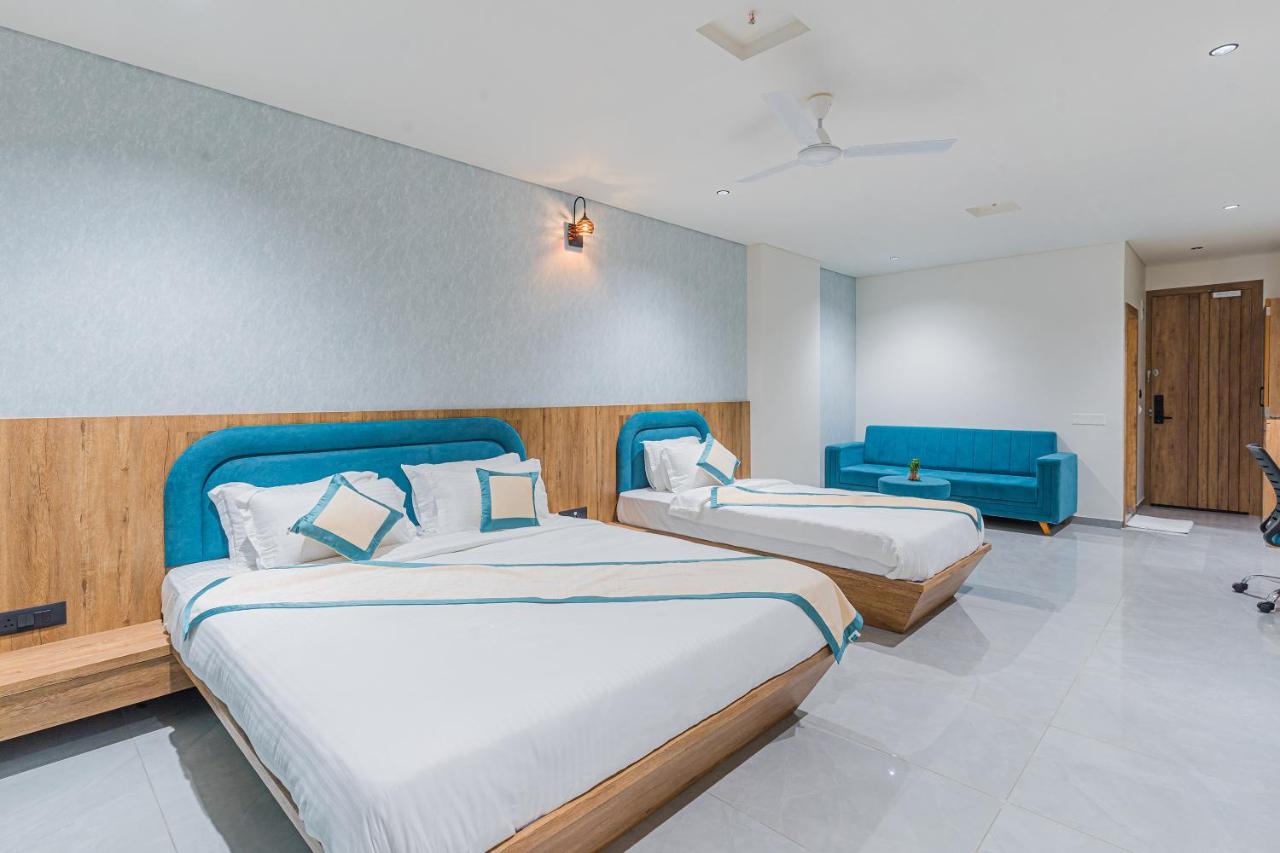 Hotel The Grand Heaven Gandhinagar Exterior photo